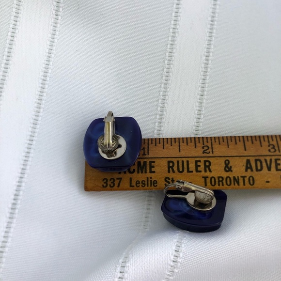 Vtg Blue Marbled Lucite Clip-On Earrings - Picture 4 of 8